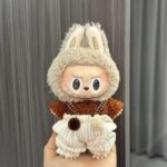 Autumn Knit Outfit for Labubu Figure – Pom-Poms & Velvet Edition